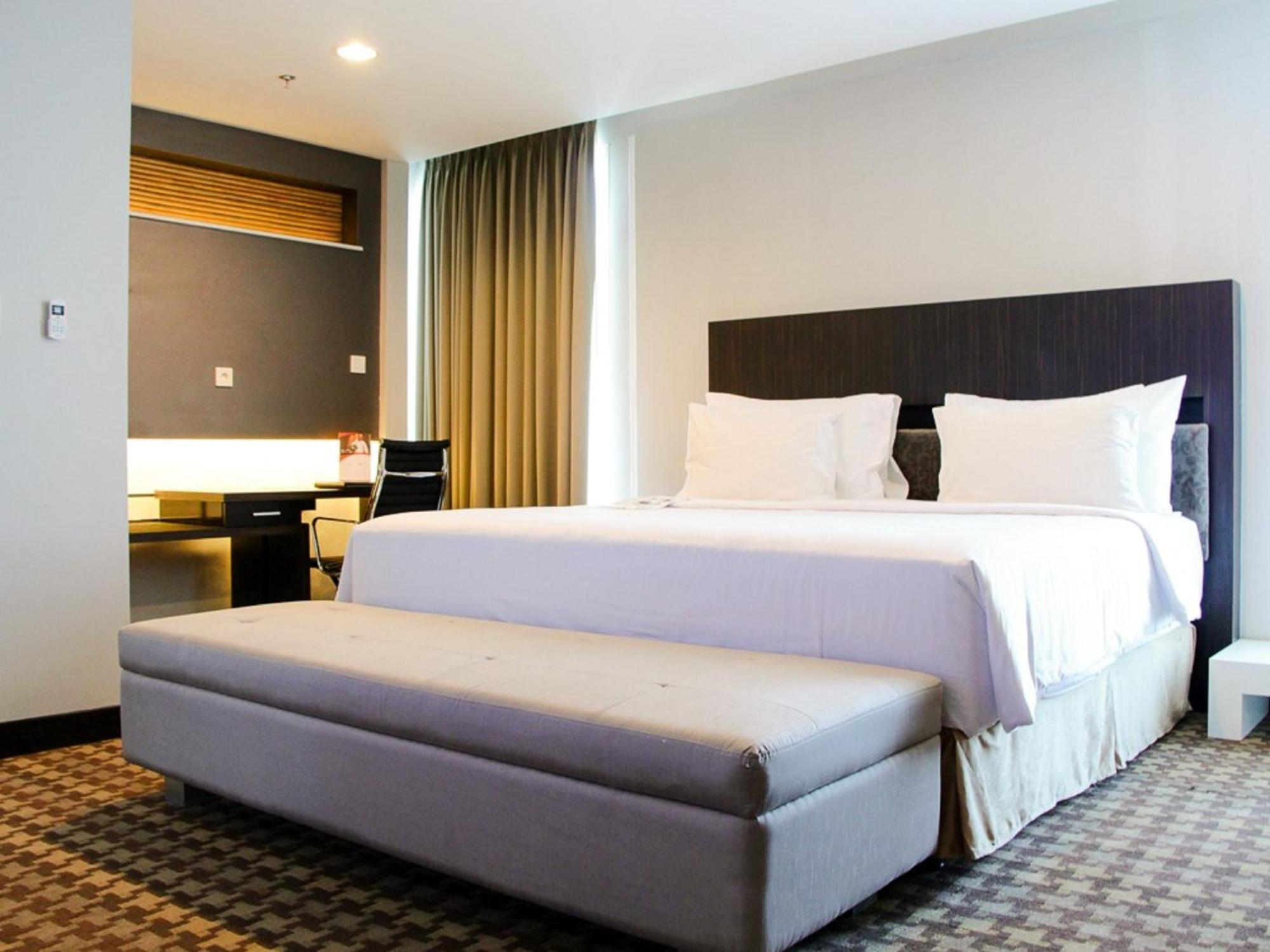 Swiss-Belhotel Balikpapan Exterior foto